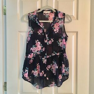 Love Tree | Floral Sleeveless Blouse